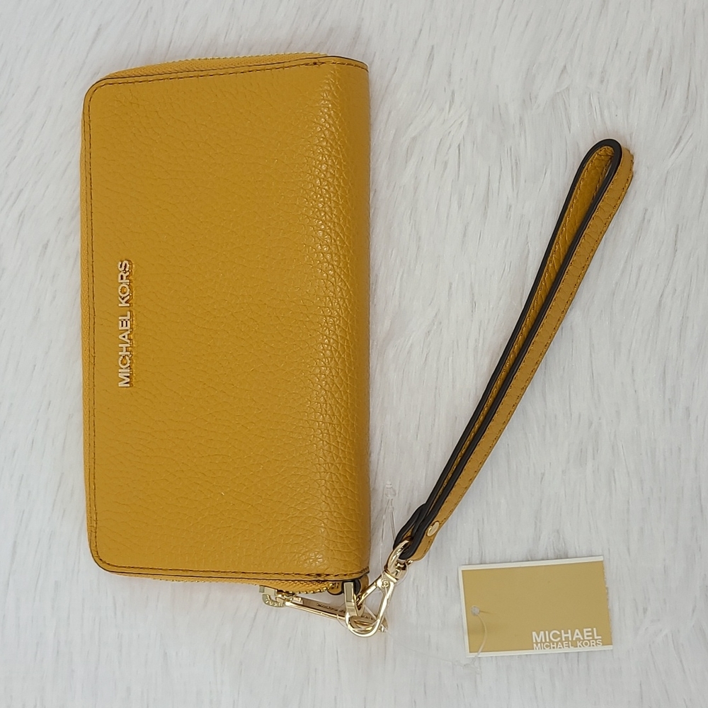 Michael Kors JET SET TRAVEL Marigold Large Flat MF Phone Case Leather